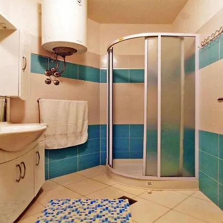 Vikendica House With A Swimming Pool Dolenja Vas, Istria - Sredisnja Istra - 27722 Dolenja Vas